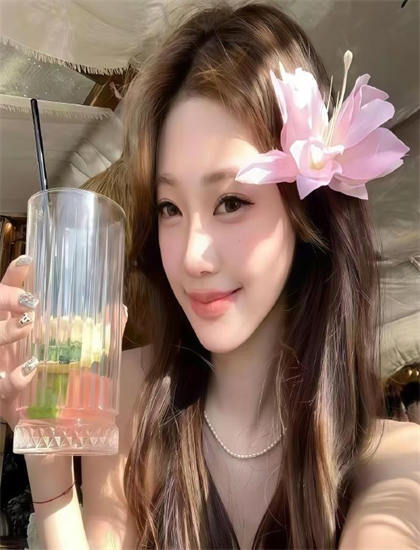 朋友夫妇:交换4中文字幕_女子加班视频完整版在线观看_少女自拍被撞身亡