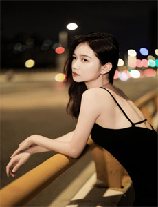 在厨房开车-欧洲美女祼体露阴道