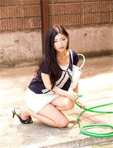添女人荫蒂全部过程AV-三人大战波多野结衣